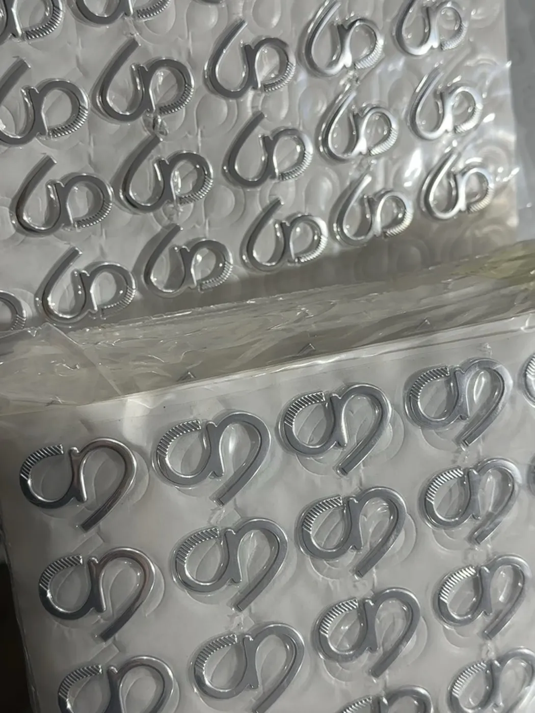高频凹凸标 4